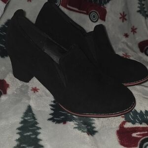 Elegant Black Women's Shoes